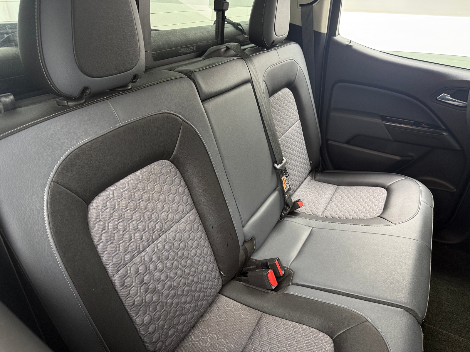 Thumbnail: 2017 Chevrolet Colorado - 6