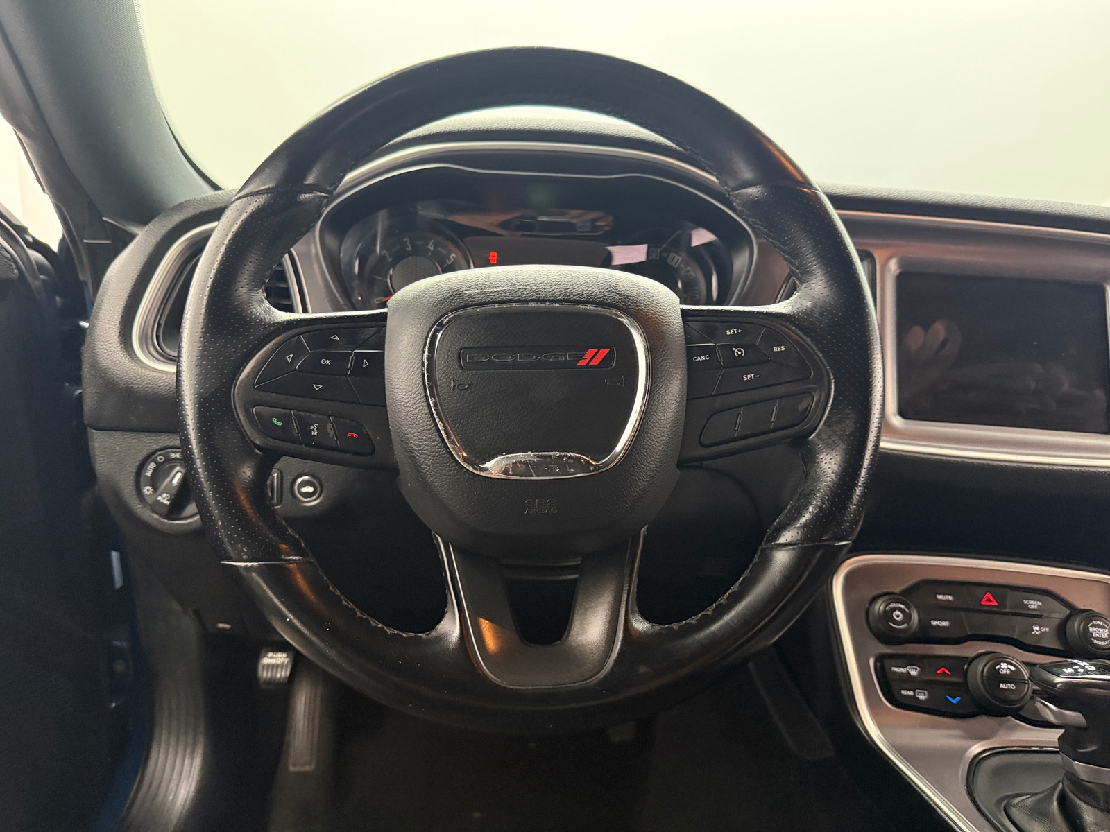 Thumbnail: 2021 Dodge Challenger - 4
