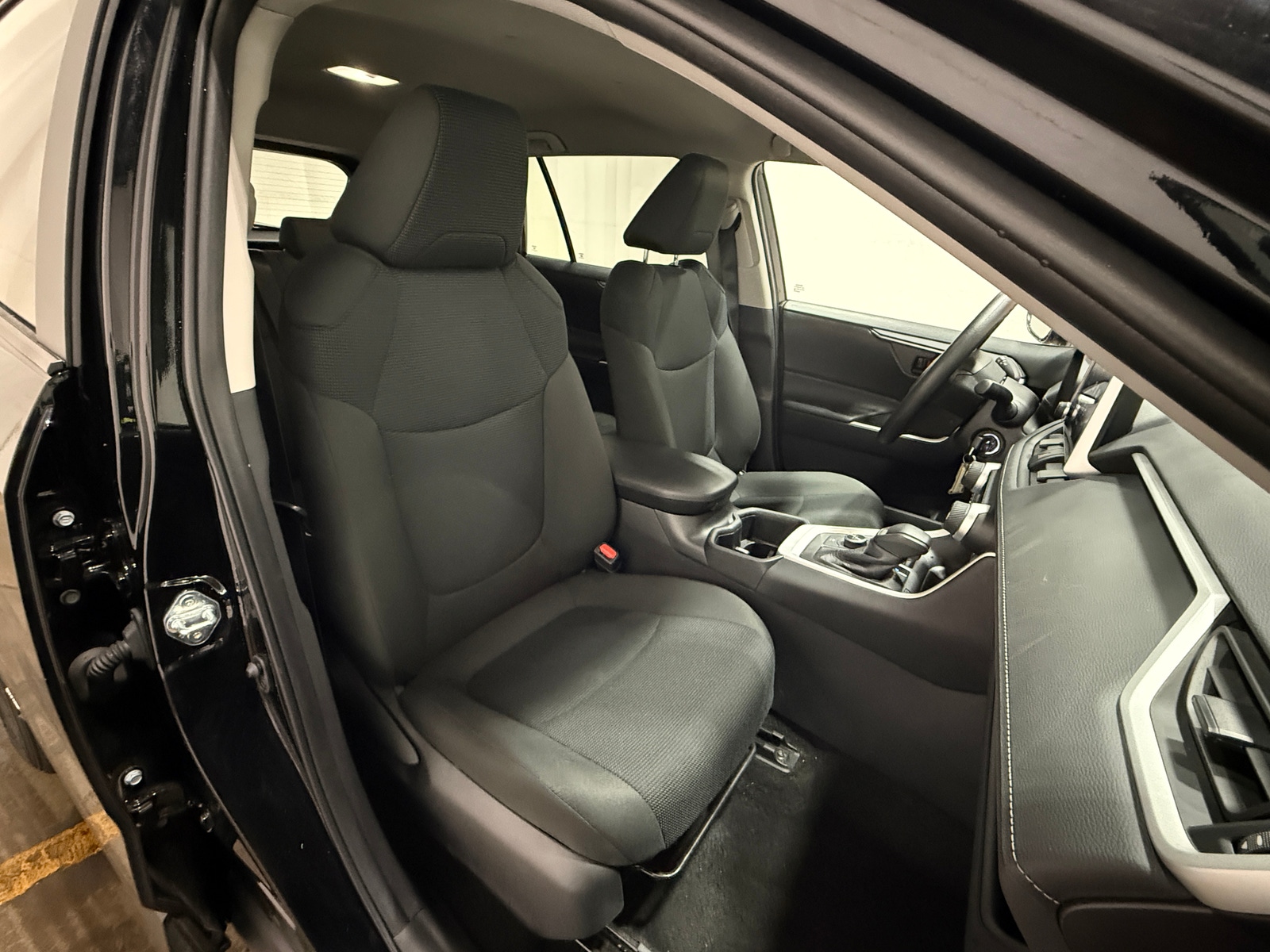 Thumbnail: 2025 Toyota RAV4 - 2