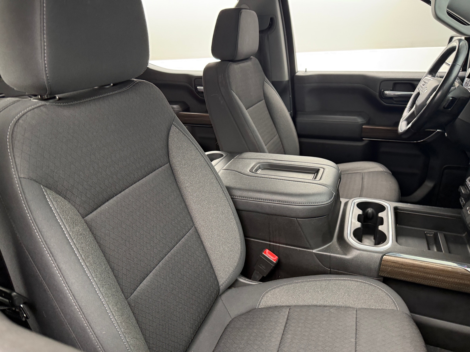 Thumbnail: 2021 Chevrolet Silverado 1500 - 2