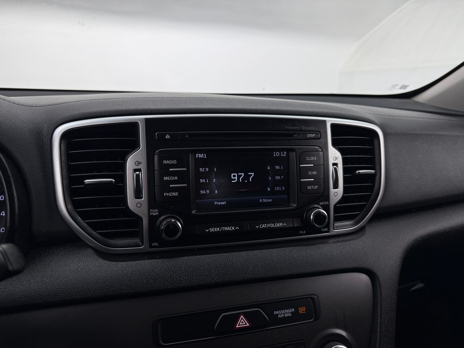 Thumbnail: 2019 Kia Sportage - 4