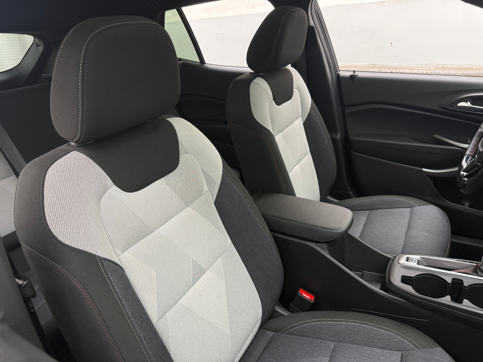 Thumbnail: 2024 Chevrolet Trax - 2