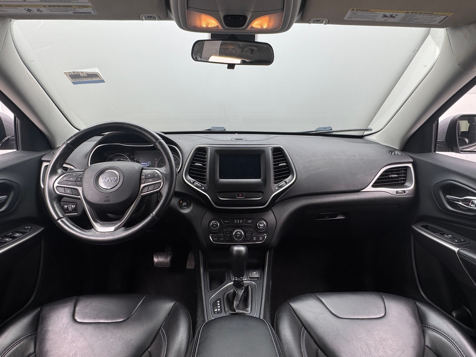 Thumbnail: 2019 Jeep Cherokee - 3