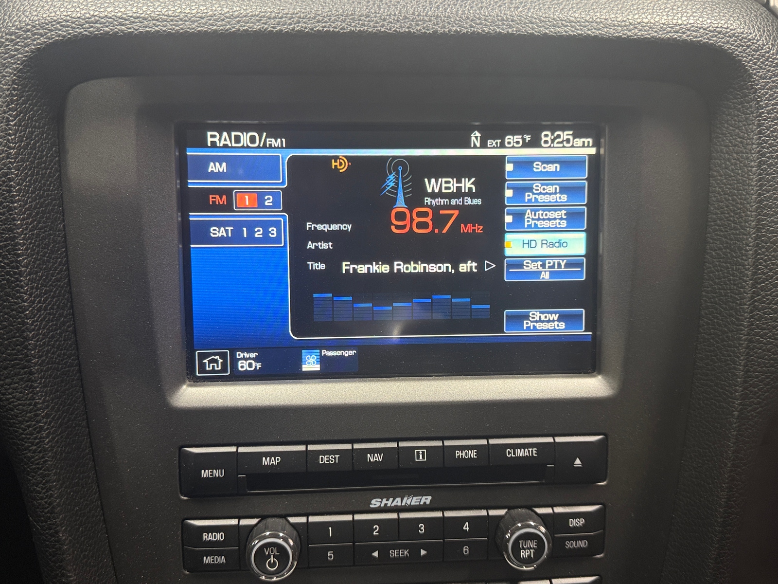 Thumbnail: 2012 Ford Mustang - 3