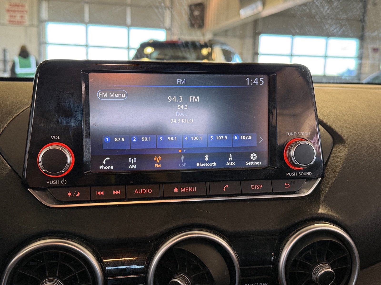 Thumbnail: 2023 Nissan Sentra - 4