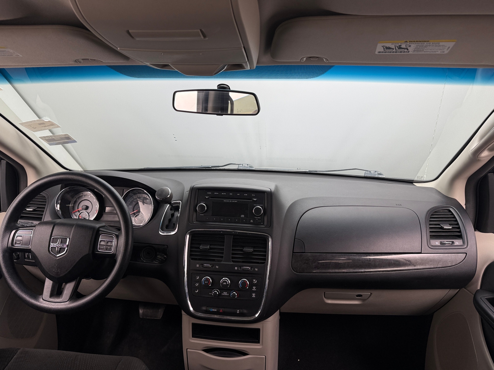 Thumbnail: 2016 Dodge Grand Caravan - 3