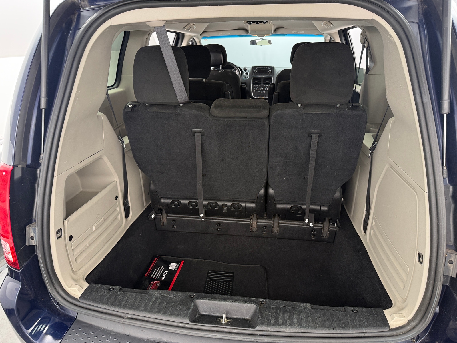 Thumbnail: 2016 Dodge Grand Caravan - 7