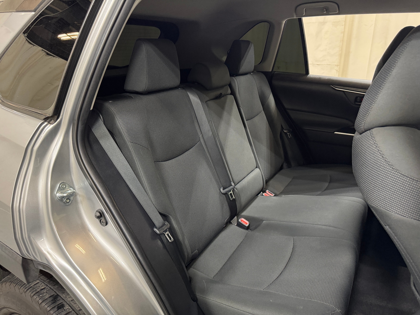 Thumbnail: 2021 Toyota RAV4 - 6