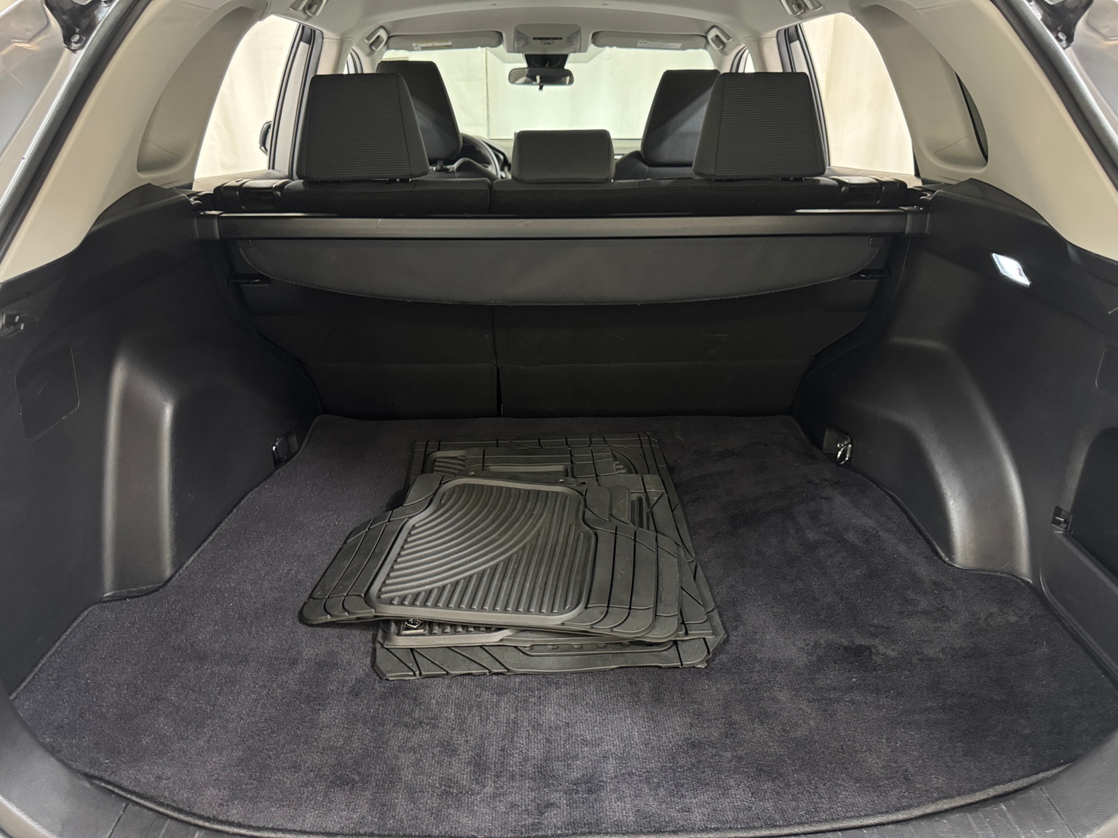 Thumbnail: 2021 Toyota RAV4 - 7