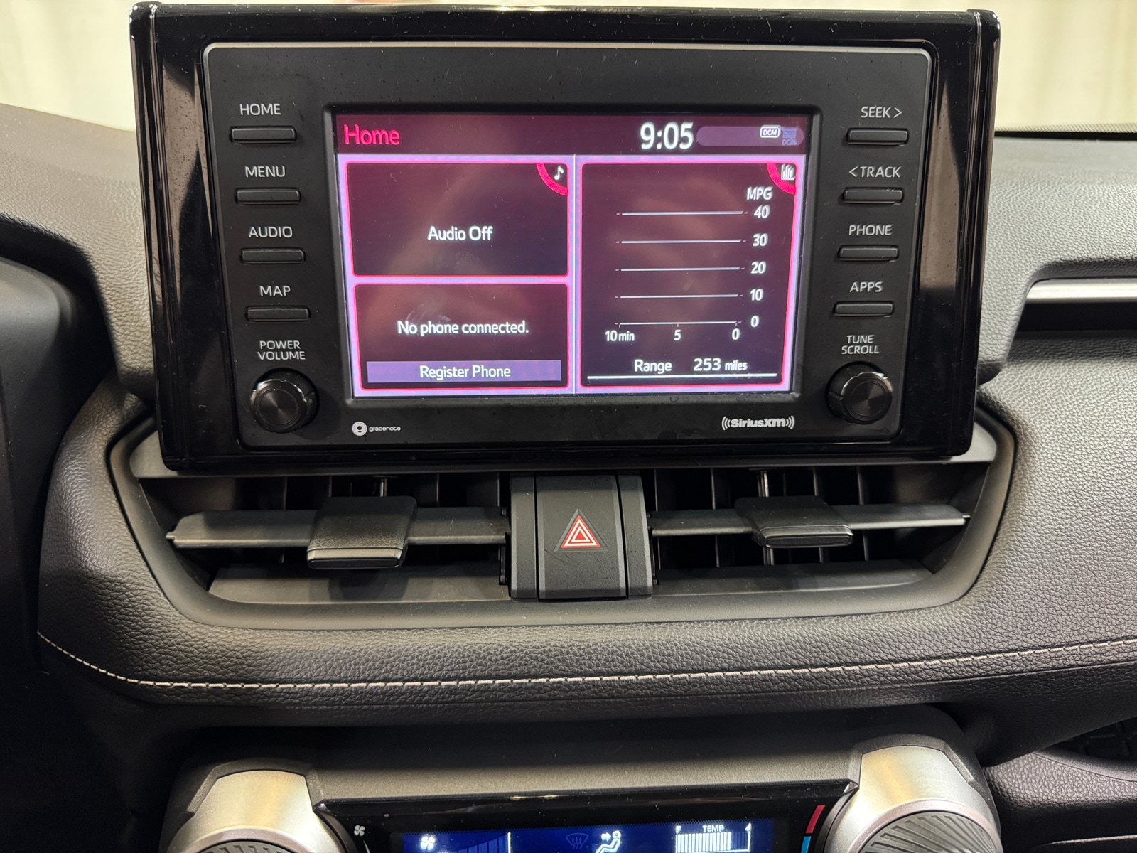 Thumbnail: 2021 Toyota RAV4 - 4