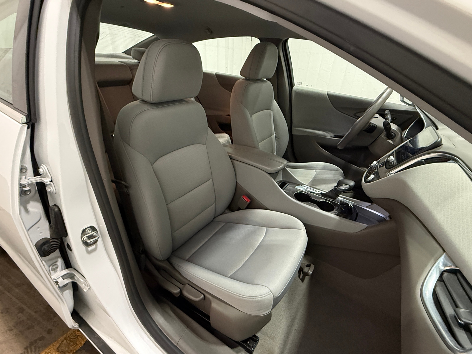 Thumbnail: 2021 Chevrolet Malibu - 2