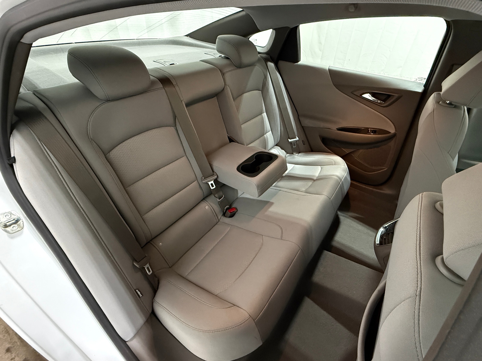 Thumbnail: 2021 Chevrolet Malibu - 6