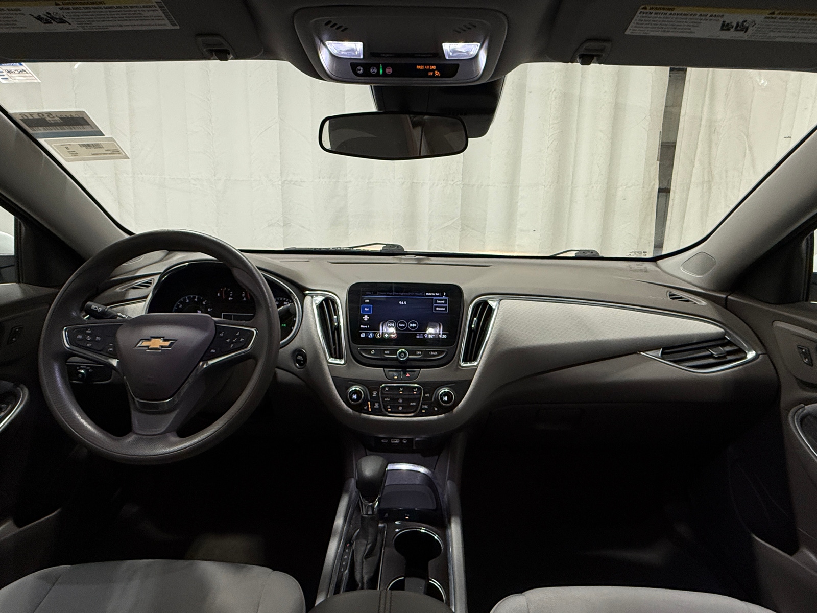 Thumbnail: 2021 Chevrolet Malibu - 3