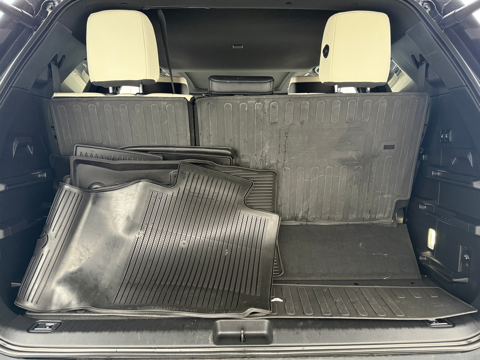 Thumbnail: 2023 Toyota Sequoia - 6