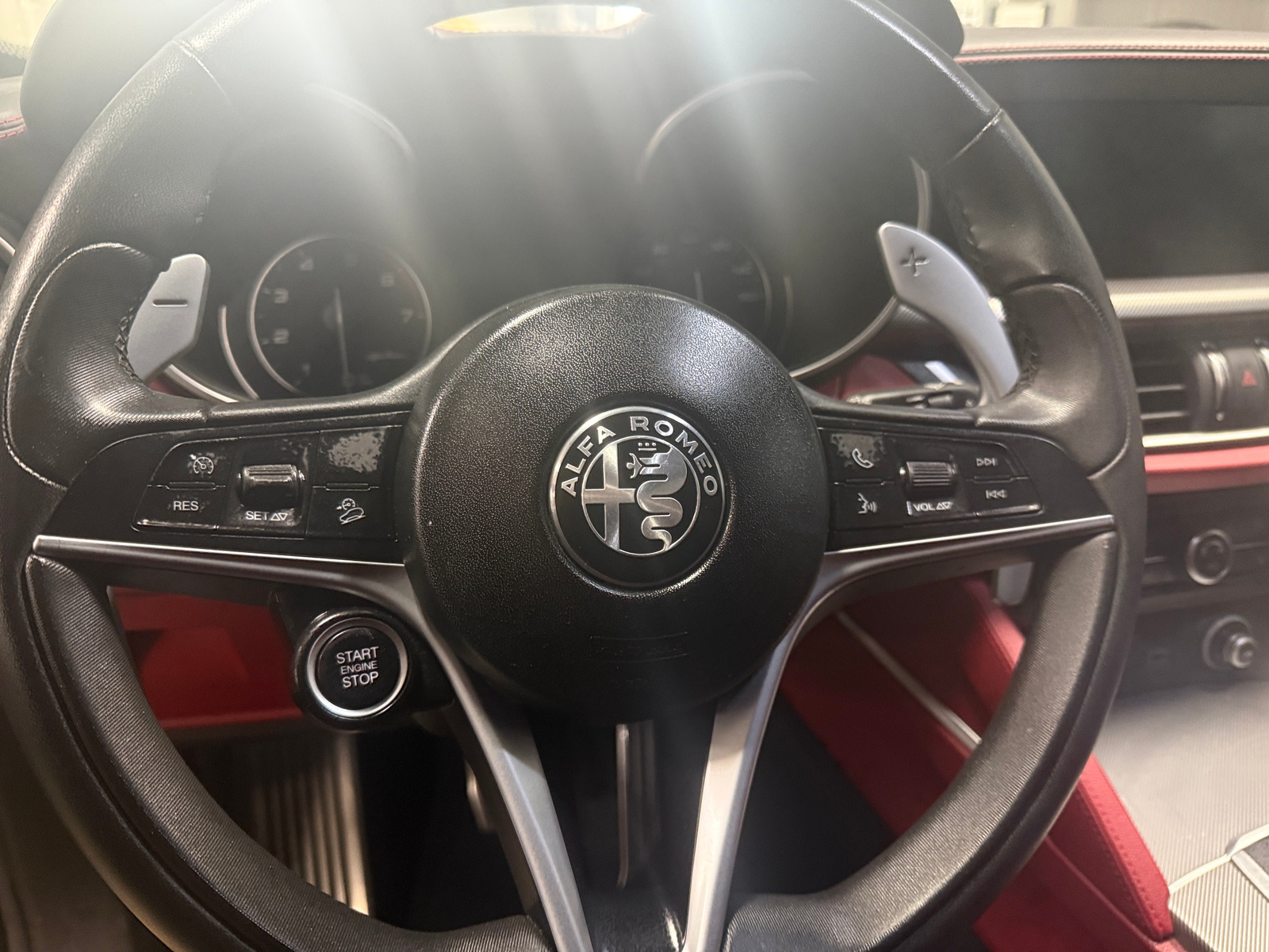 Thumbnail: 2019 Alfa Romeo Stelvio - 4