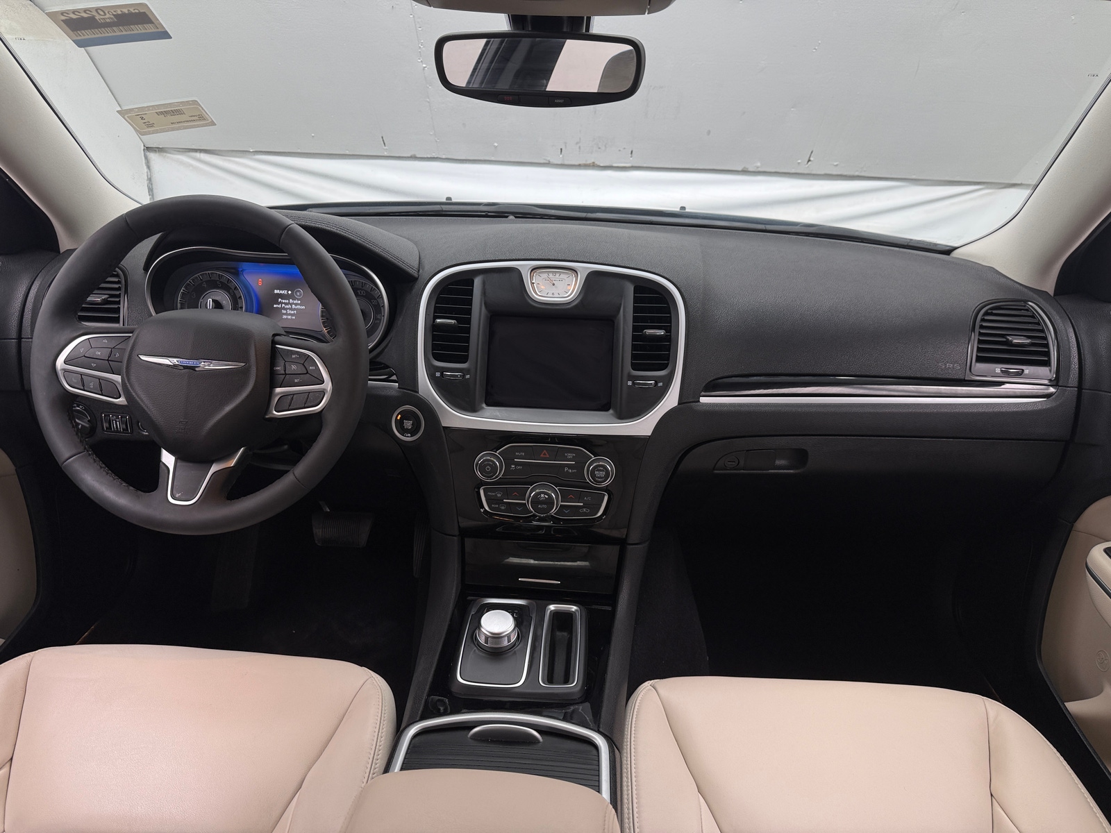 Thumbnail: 2023 Chrysler 300 - 2