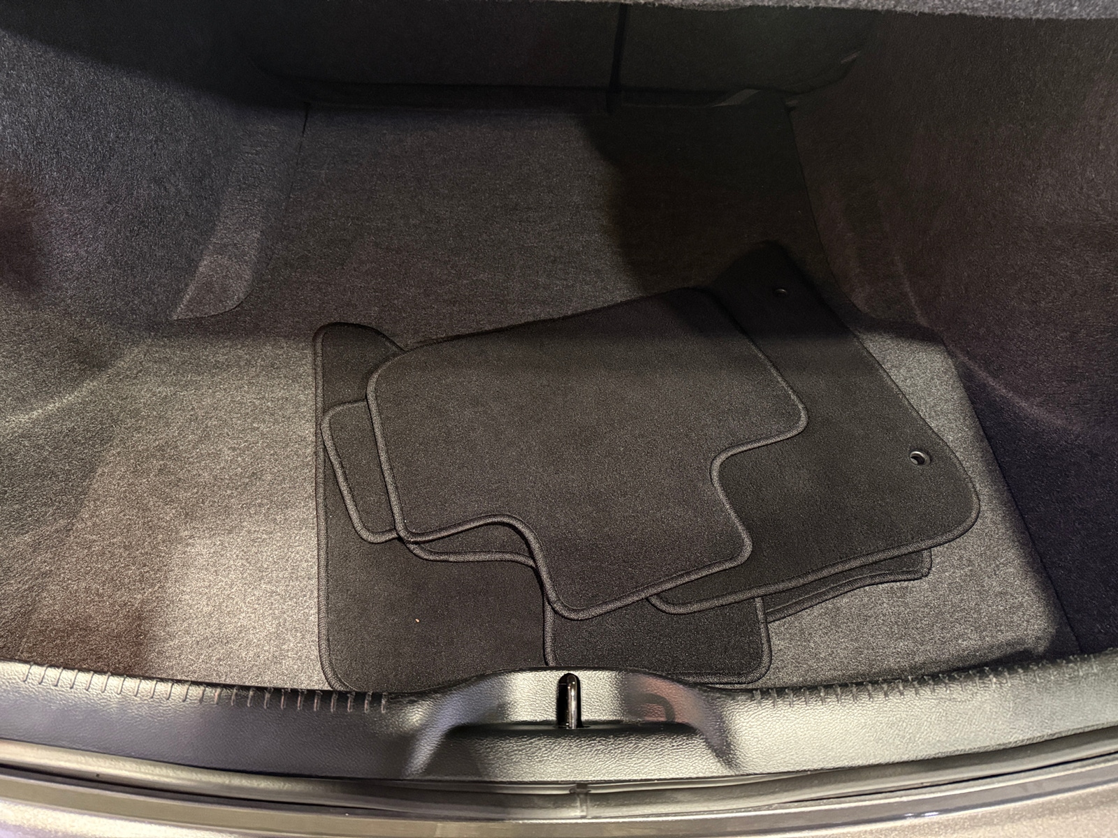 Thumbnail: 2023 Chrysler 300 - 6