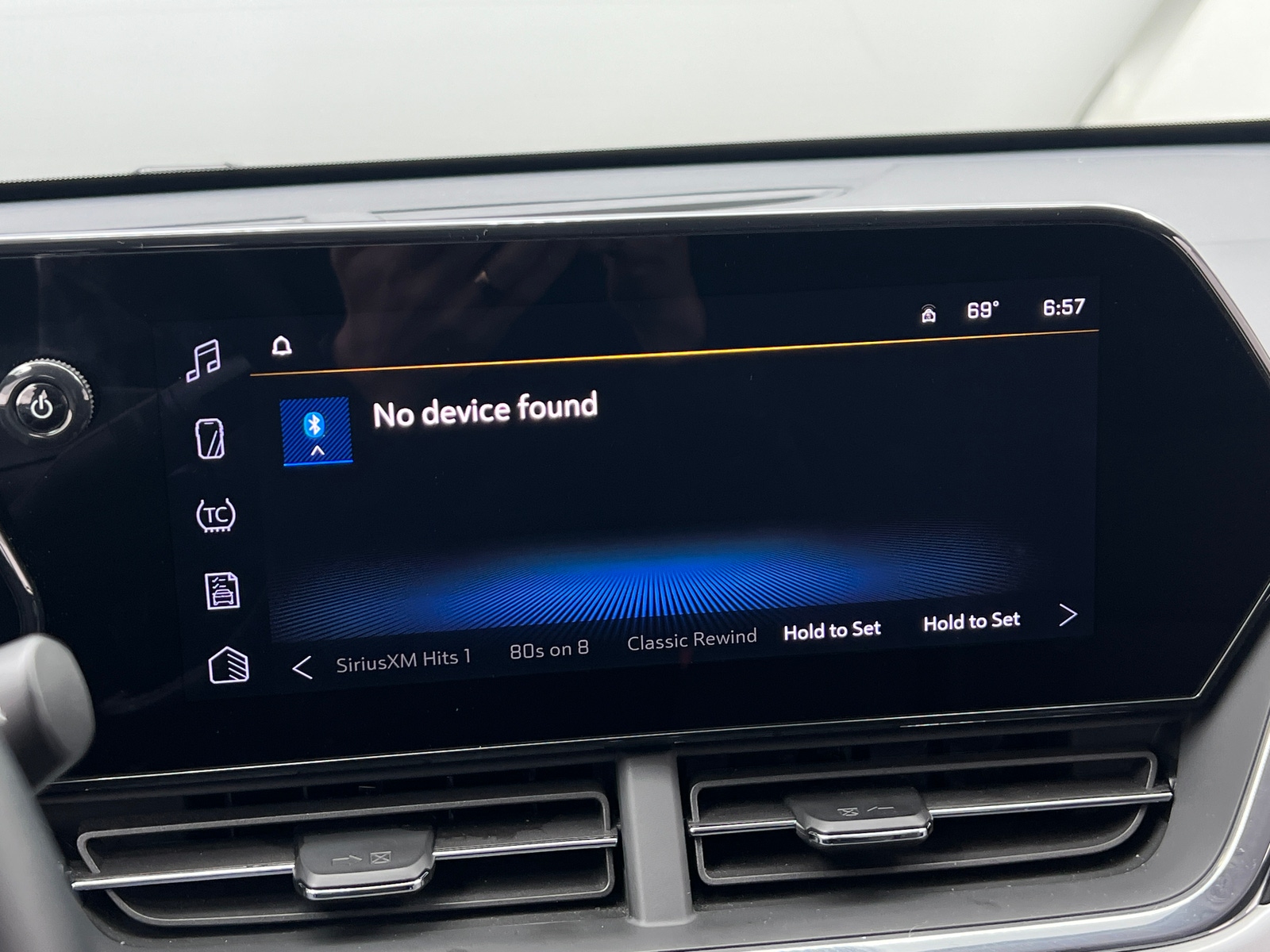 Thumbnail: 2025 Chevrolet Trax - 4