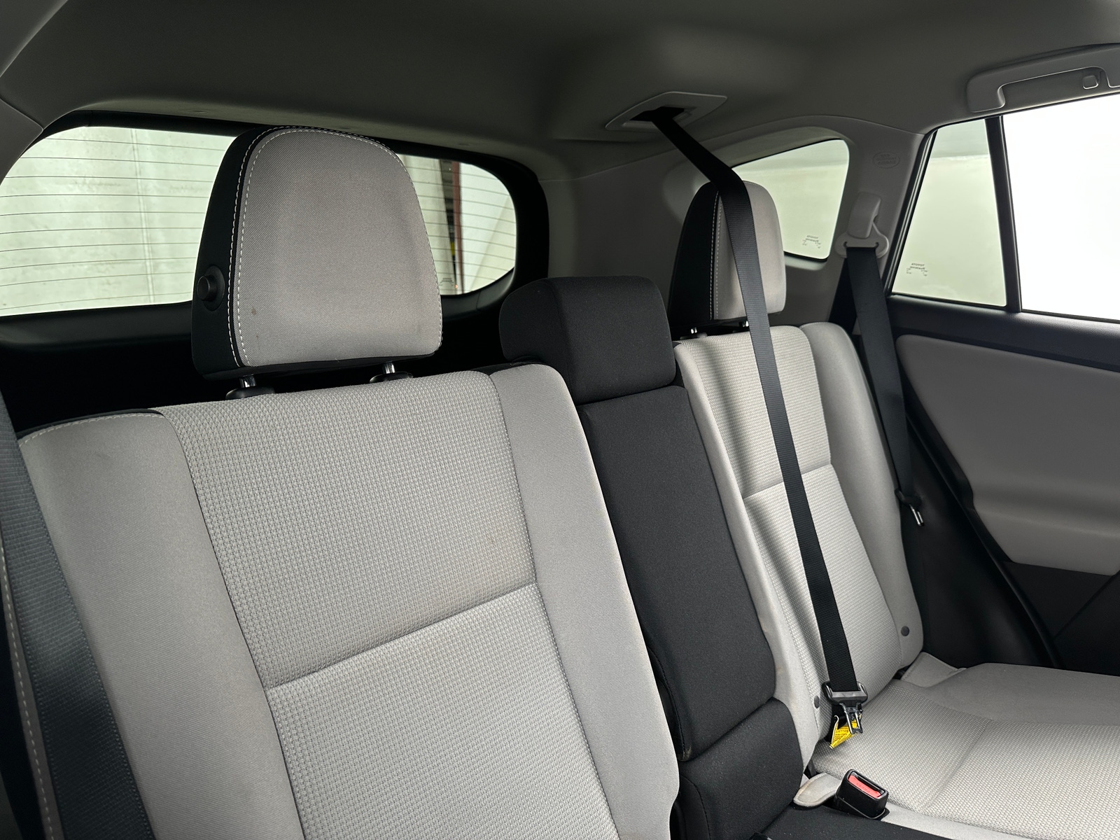 Thumbnail: 2016 Toyota RAV4 - 6