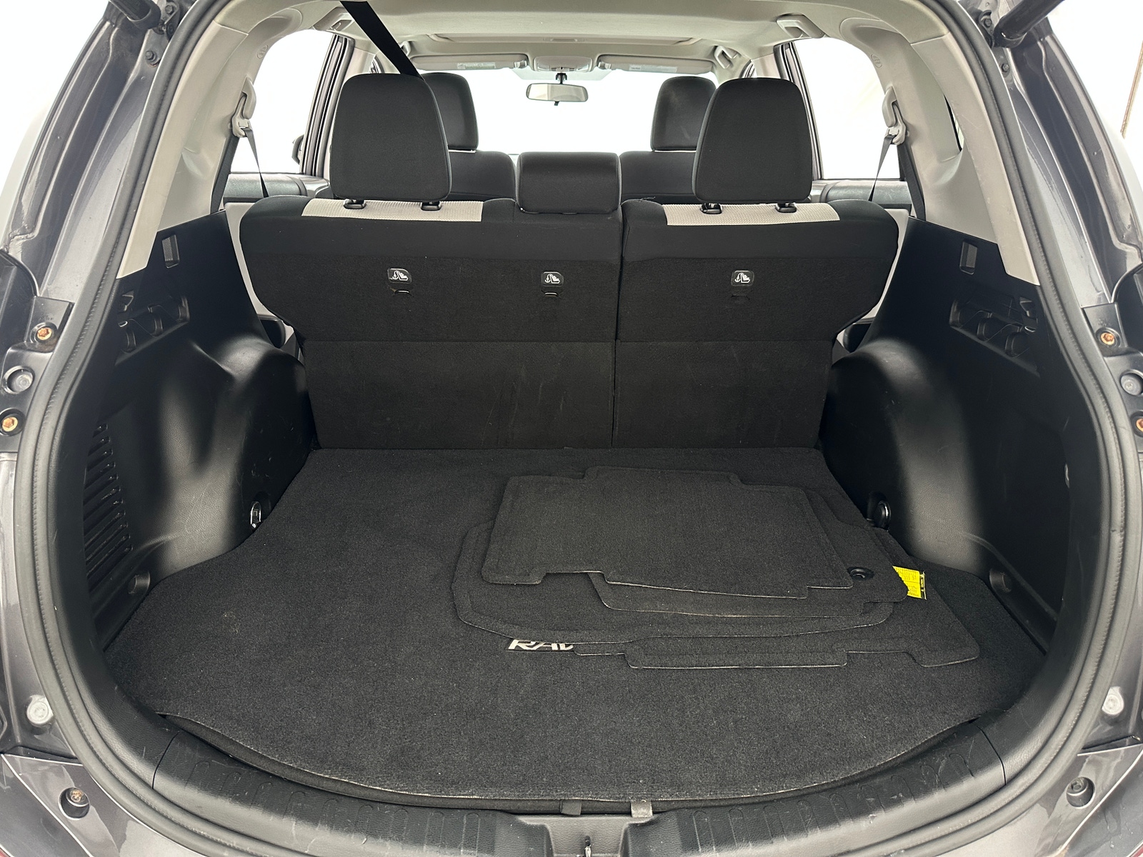 Thumbnail: 2016 Toyota RAV4 - 7