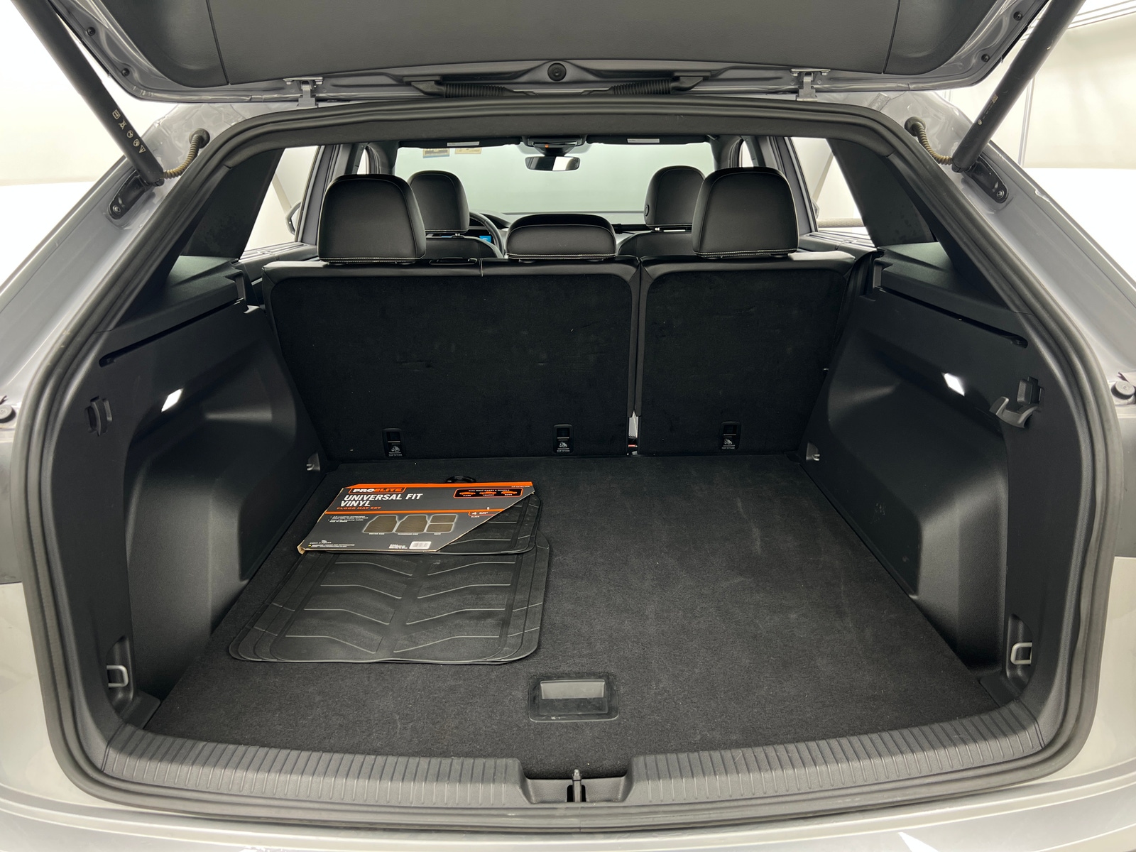 Thumbnail: 2025 Volkswagen Atlas - 6