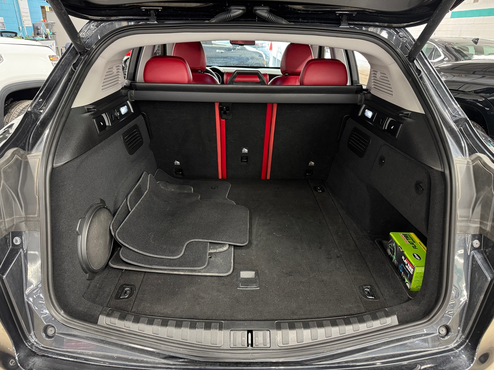 Thumbnail: 2019 Alfa Romeo Stelvio - 6