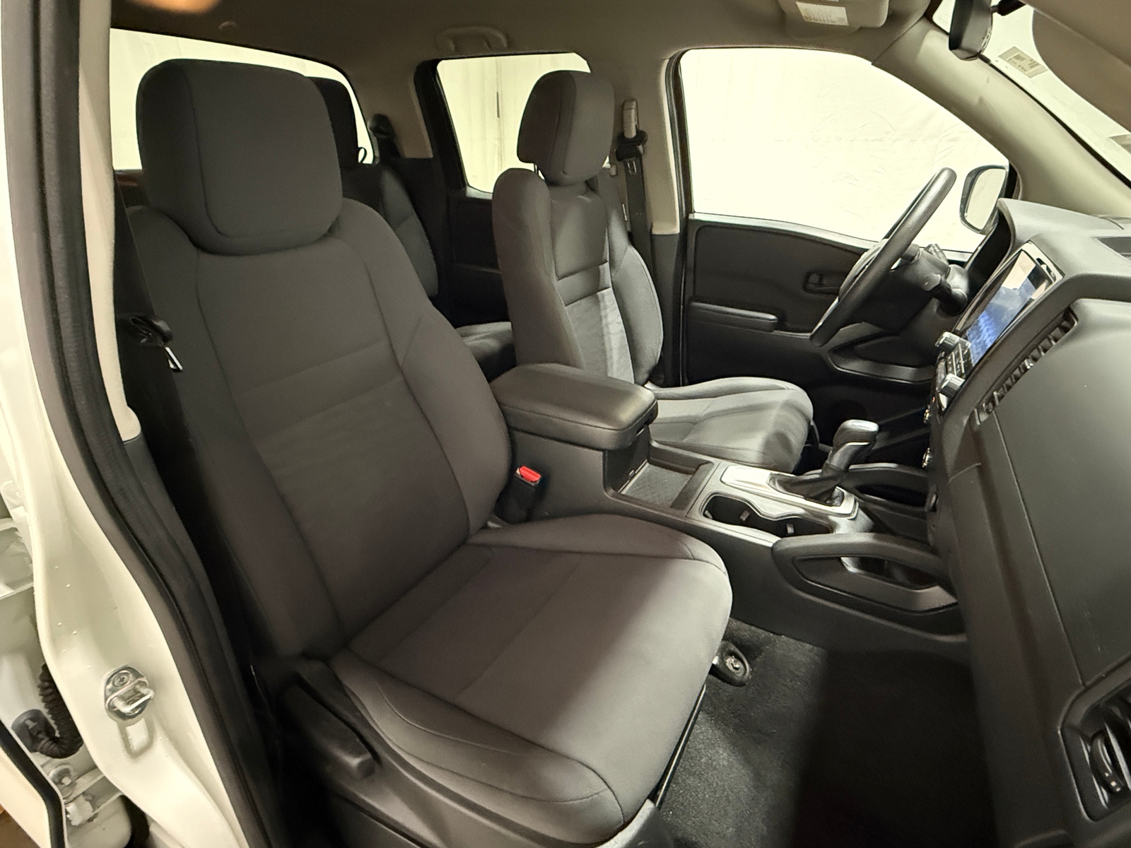 Thumbnail: 2022 Nissan Frontier - 2