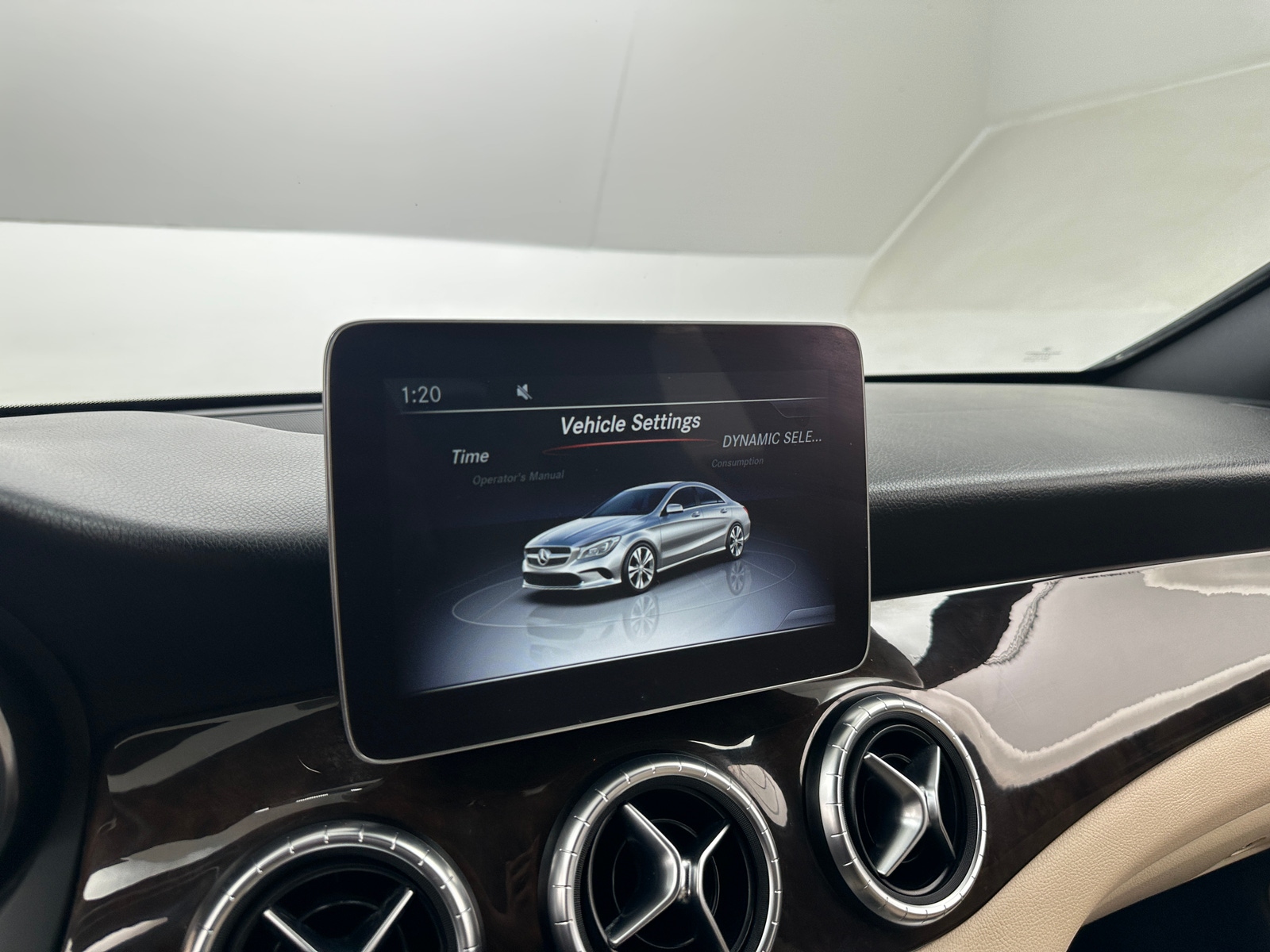 Thumbnail: 2019 Mercedes-Benz CLA - 3