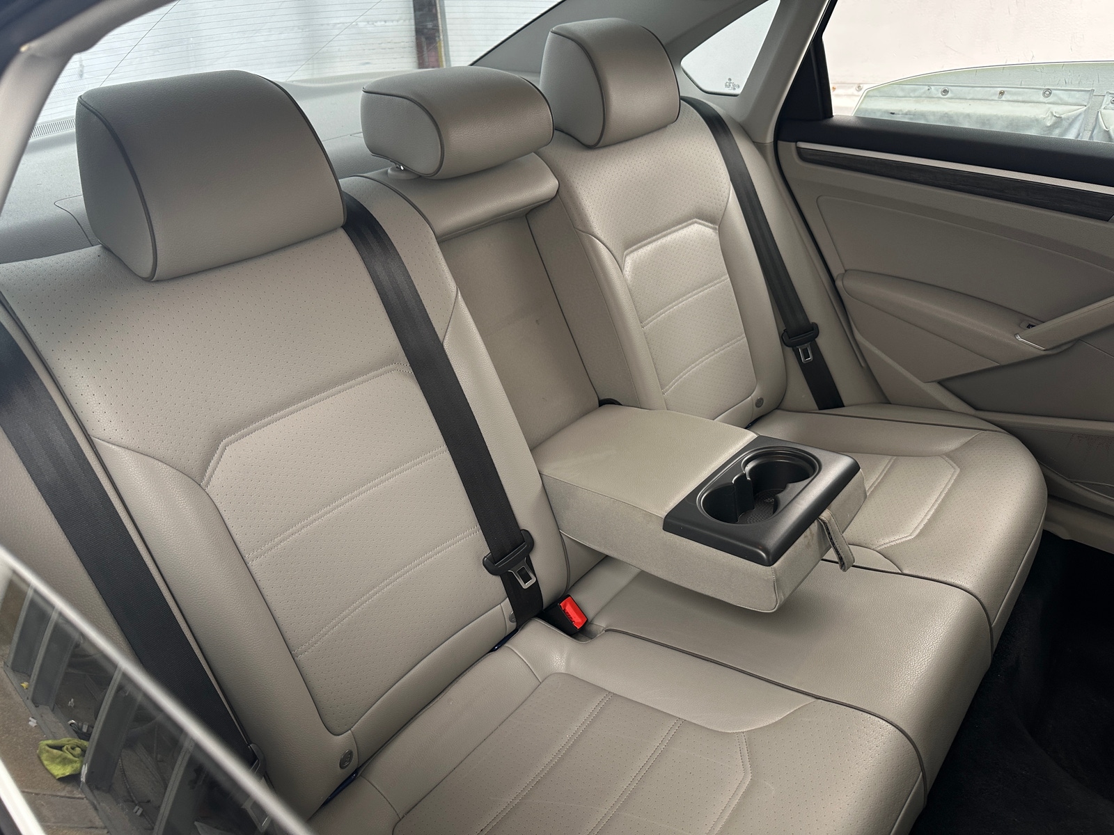 Thumbnail: 2016 Volkswagen Passat - 5