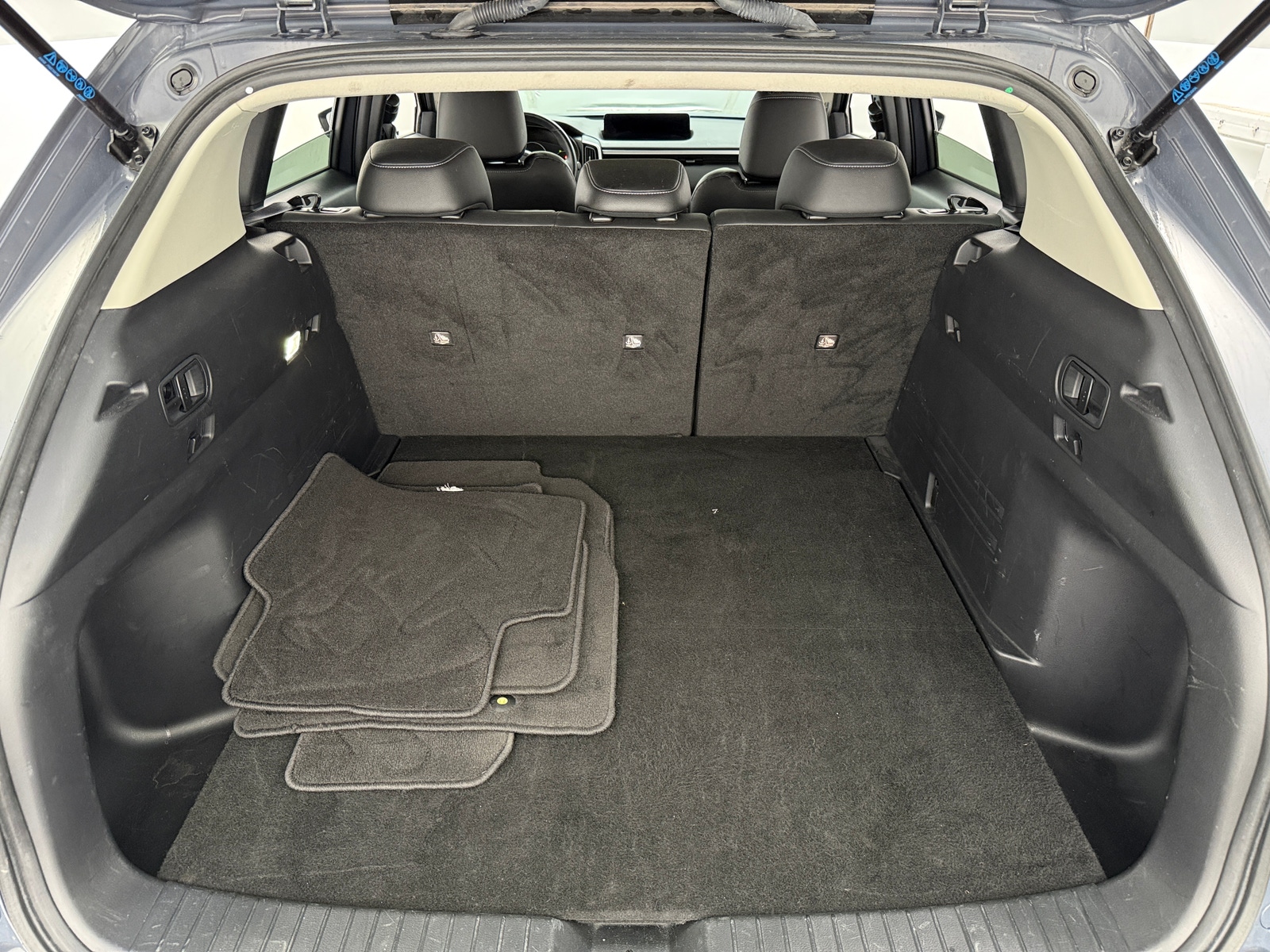 Thumbnail: 2025 Mazda CX-50 - 7