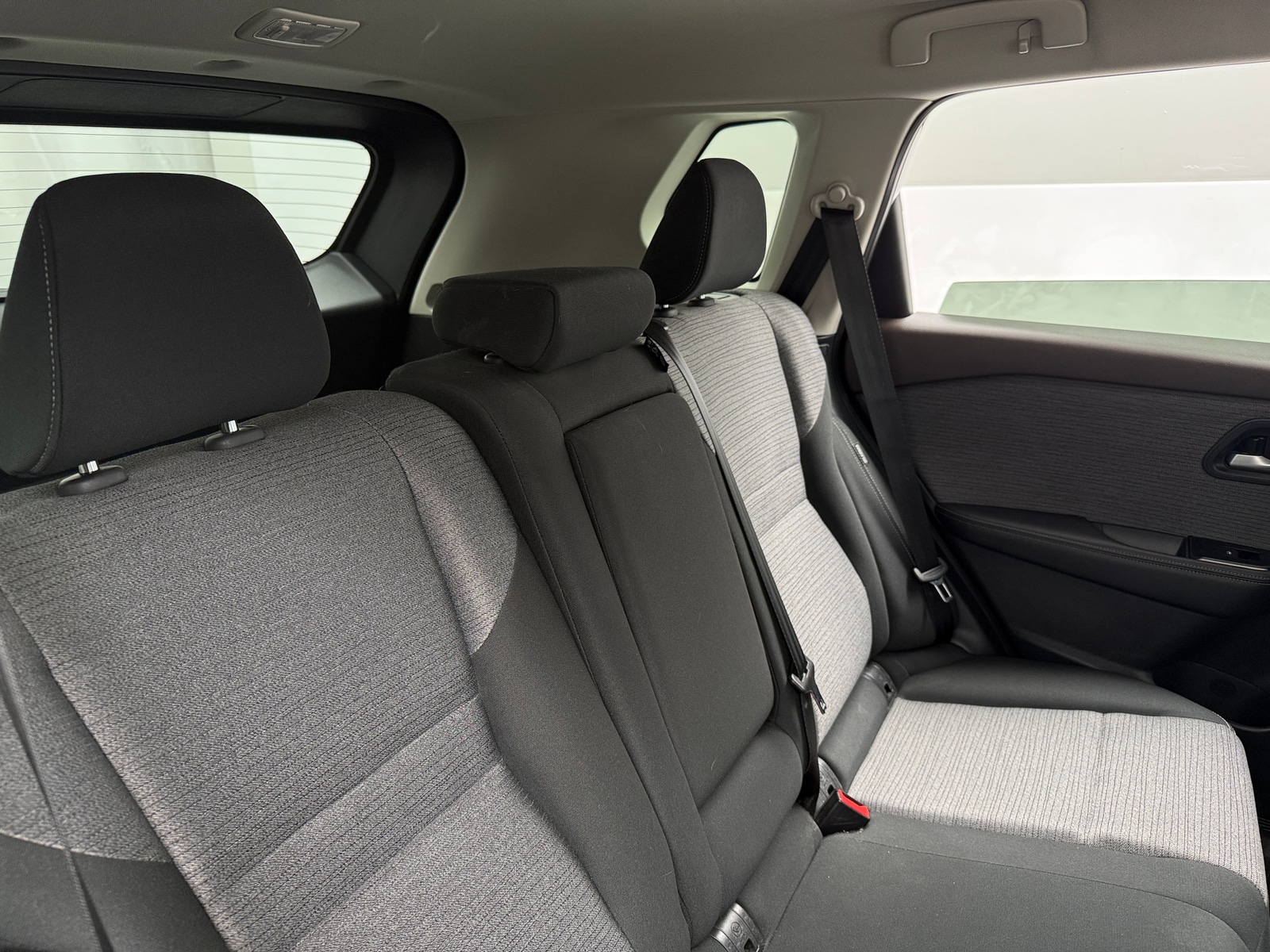 Thumbnail: 2023 Nissan Rogue - 6