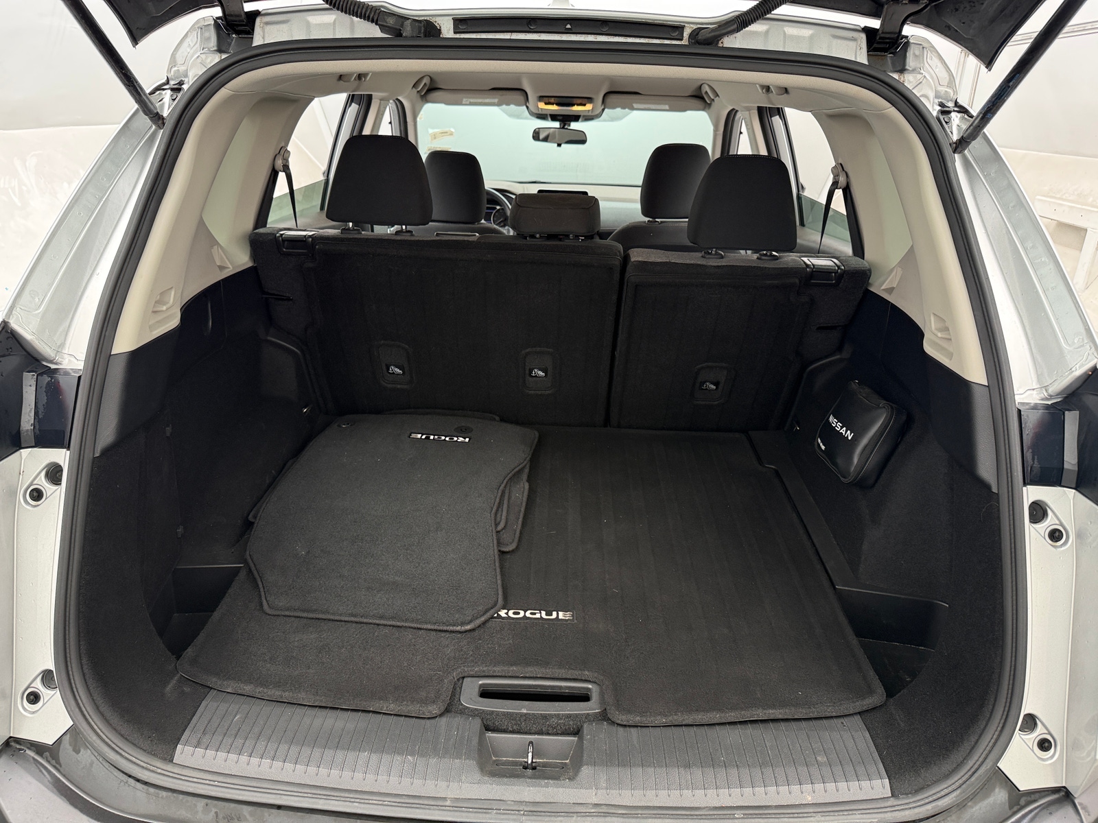 Thumbnail: 2023 Nissan Rogue - 7