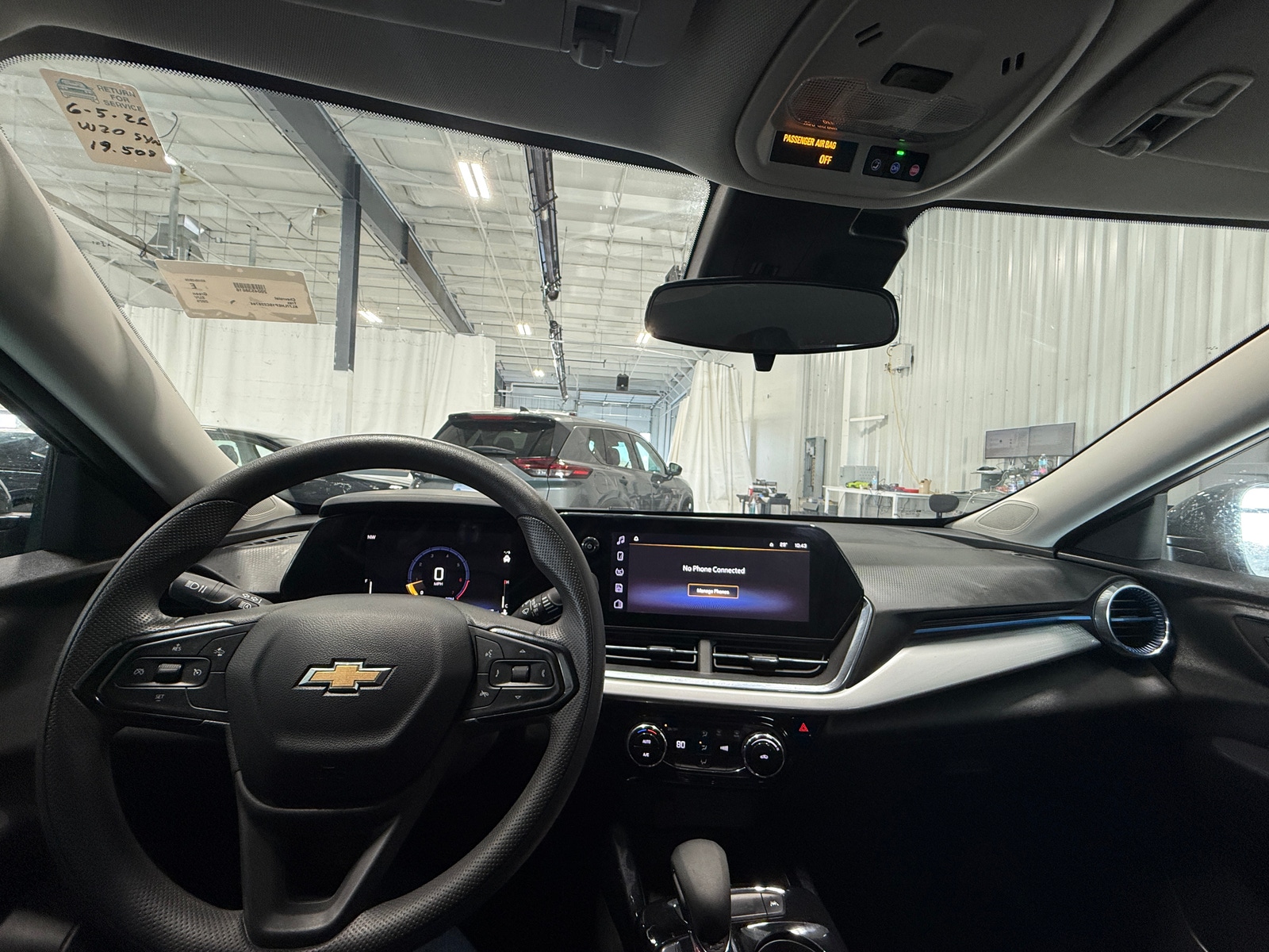 Thumbnail: 2025 Chevrolet Trax - 3