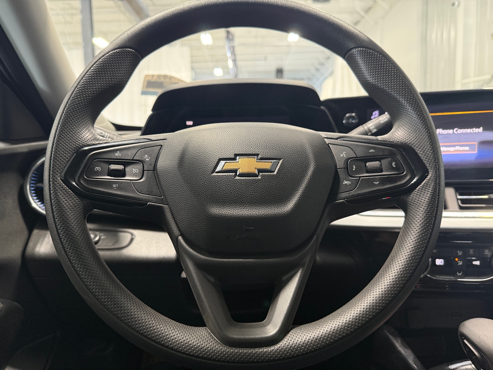 Thumbnail: 2025 Chevrolet Trax - 5