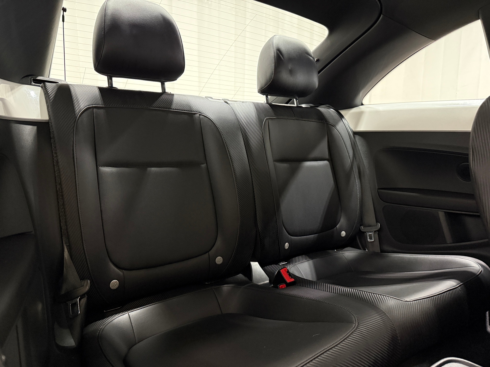 Thumbnail: 2012 Volkswagen Beetle - 5