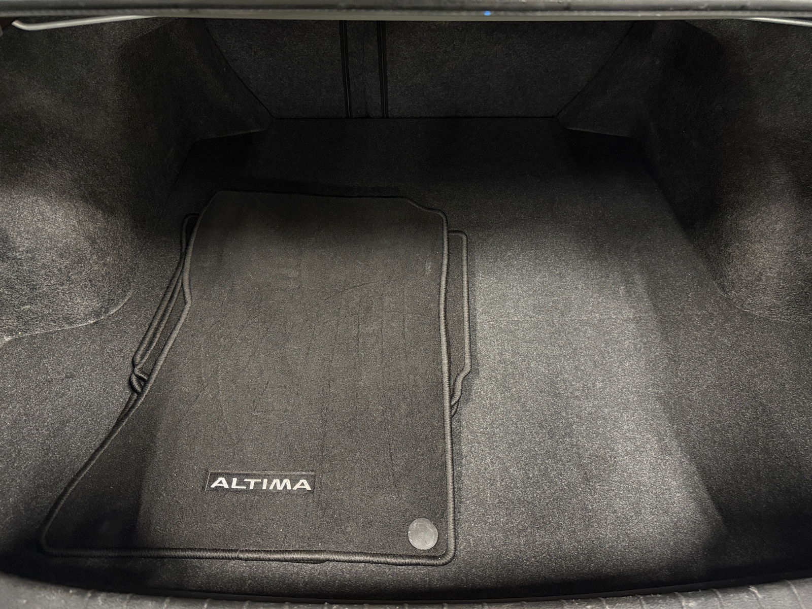 Thumbnail: 2020 Nissan Altima - 7