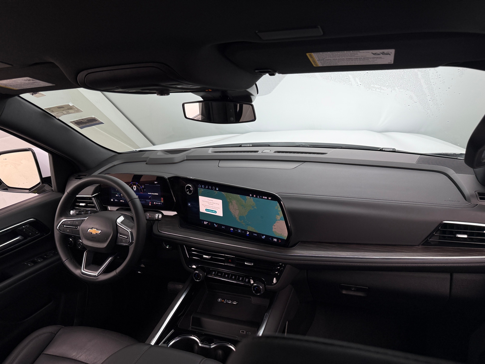 Thumbnail: 2025 Chevrolet Suburban - 2