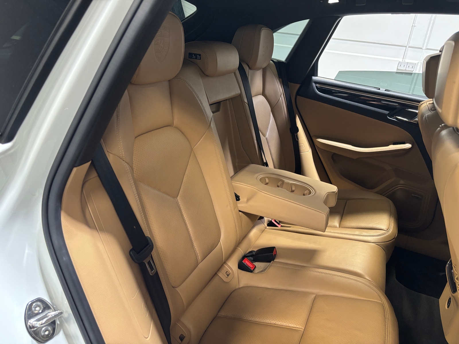 Thumbnail: 2017 Porsche Macan - 5