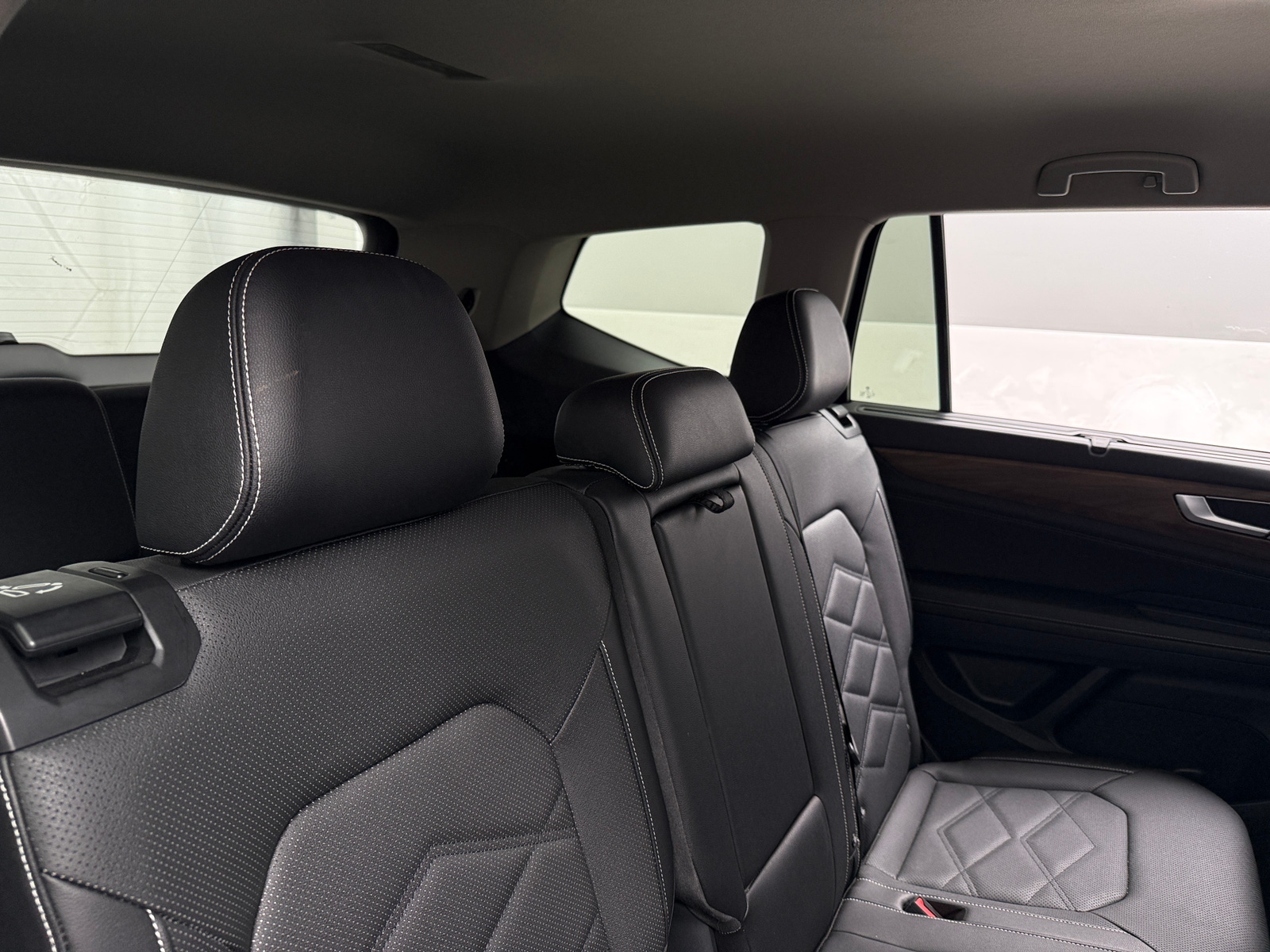 Thumbnail: 2025 Volkswagen Atlas - 5