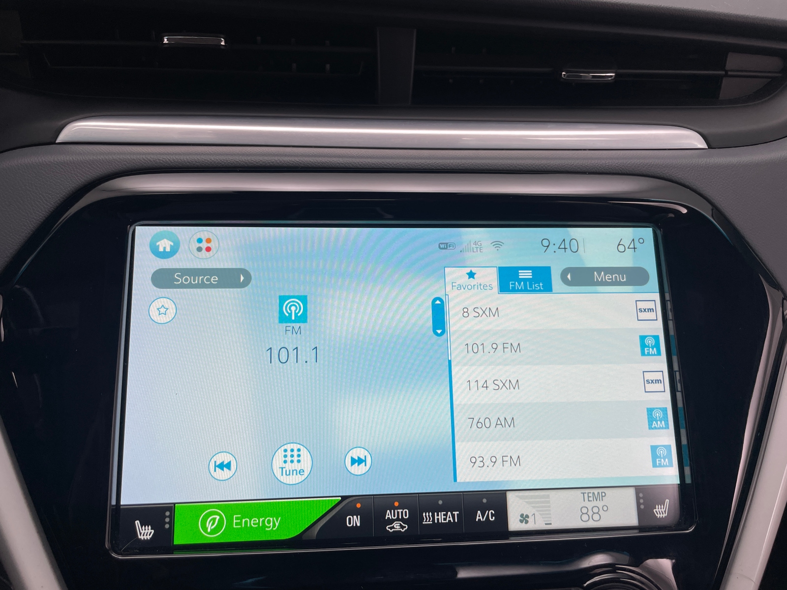 Thumbnail: 2019 Chevrolet Bolt EV - 3