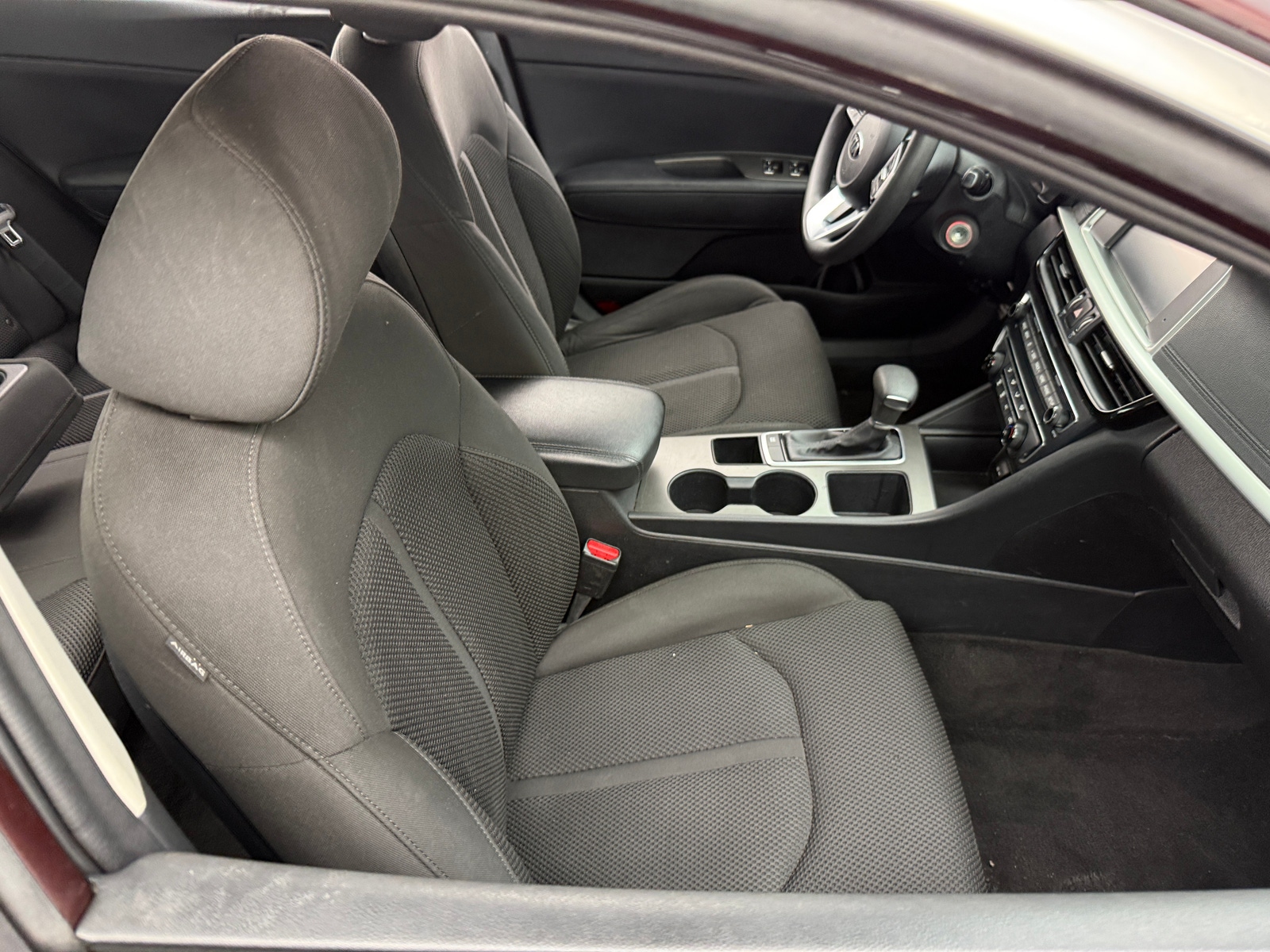 Thumbnail: 2020 Kia Optima - 2