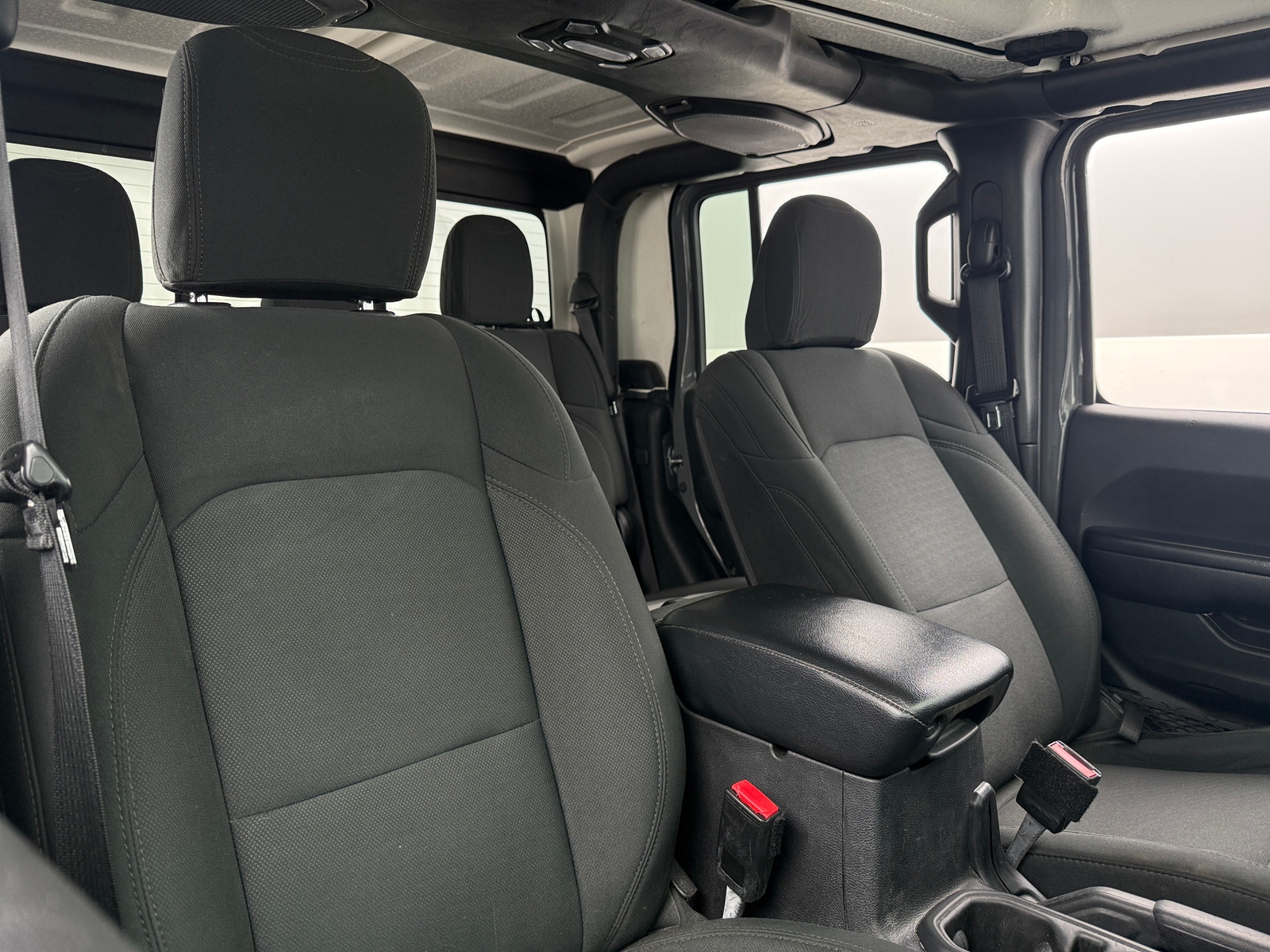 Thumbnail: 2021 Jeep Gladiator - 2