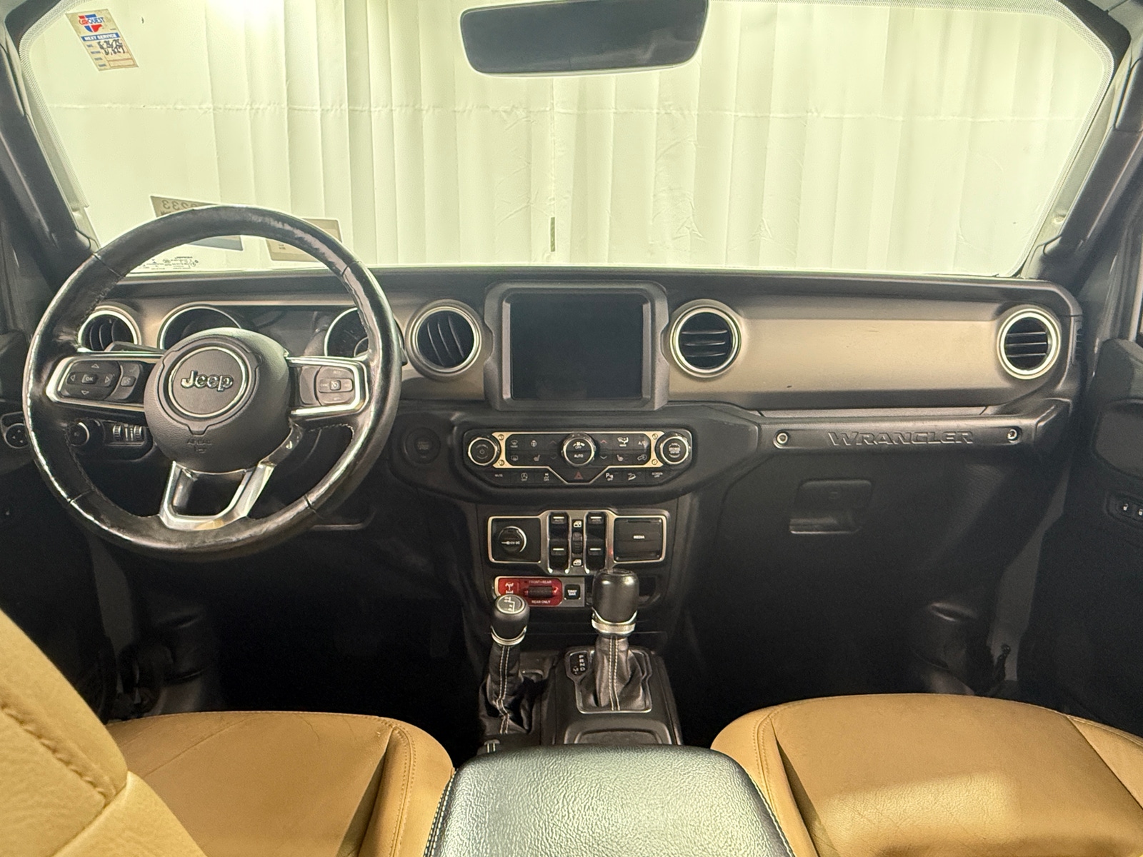 Thumbnail: 2018 Jeep Wrangler - 3