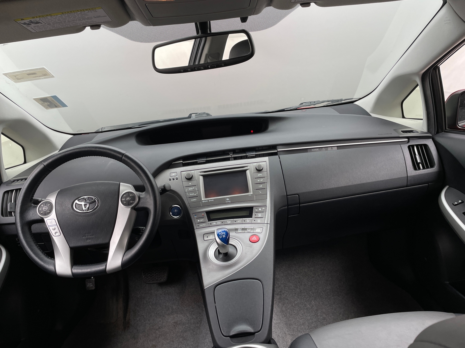 Thumbnail: 2015 Toyota Prius - 3