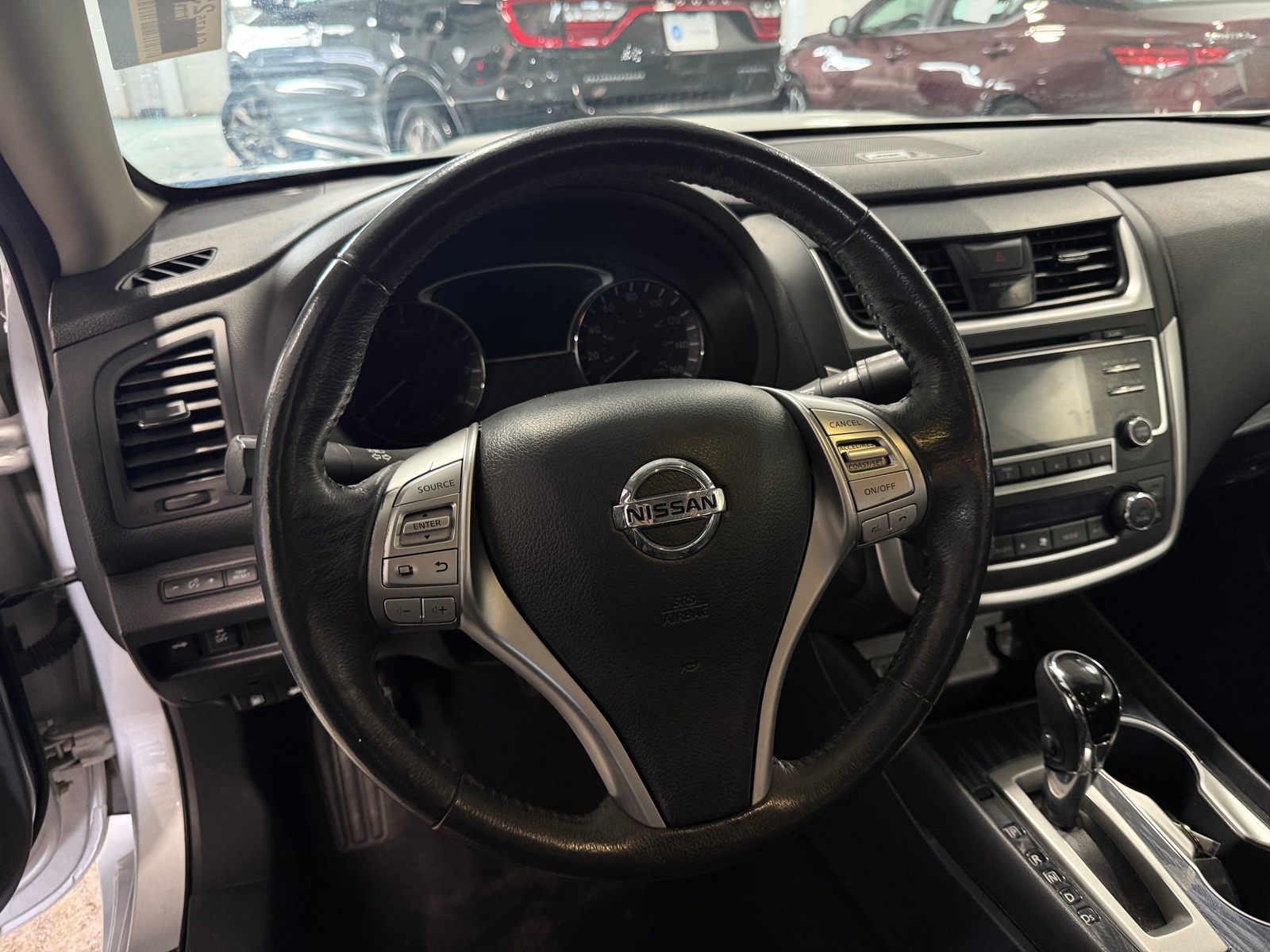 Thumbnail: 2017 Nissan Altima - 4