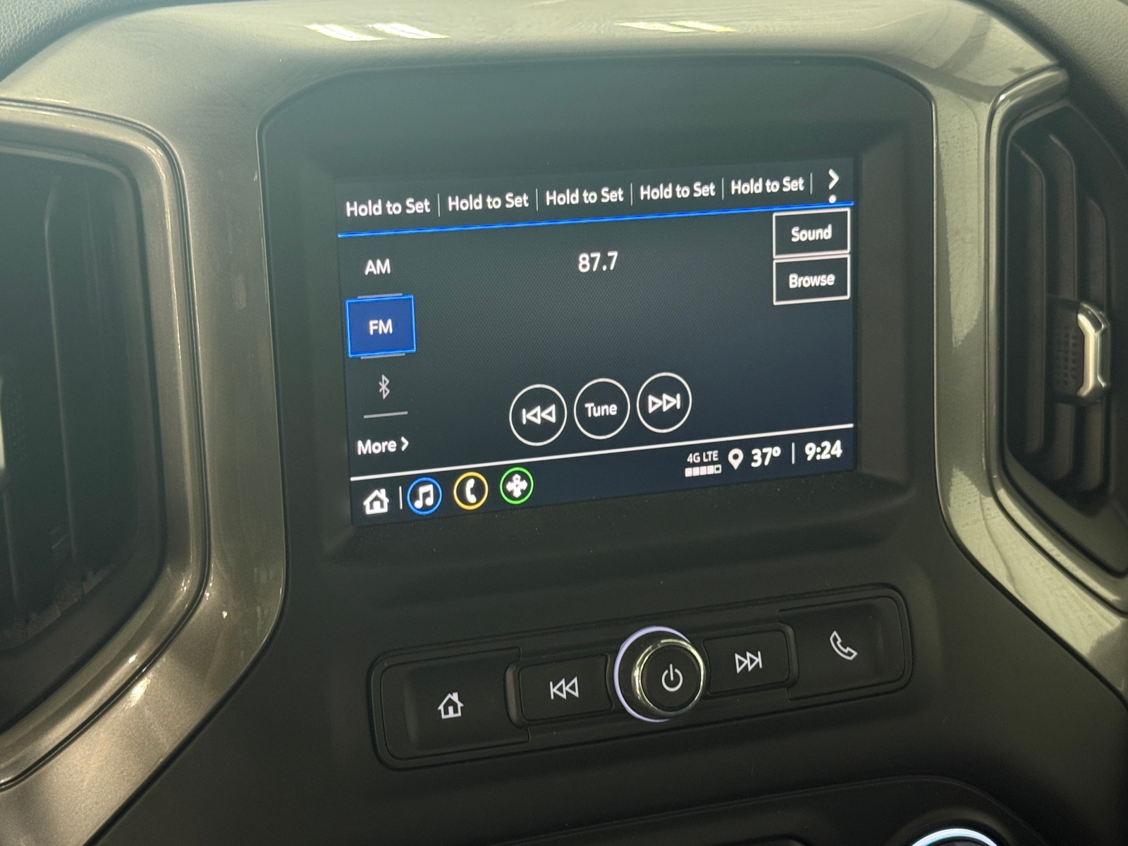 Thumbnail: 2025 Chevrolet Silverado 2500 - 3