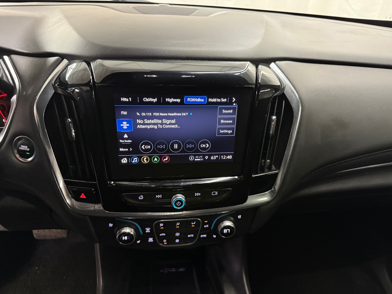 Thumbnail: 2024 Chevrolet Traverse - 3