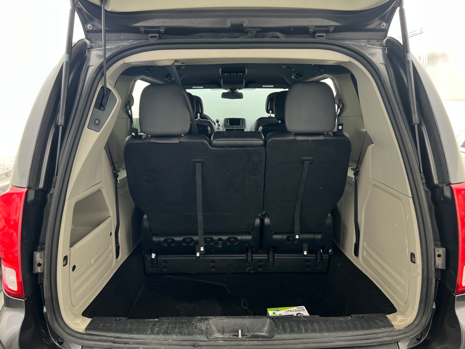 Thumbnail: 2018 Dodge Grand Caravan - 6