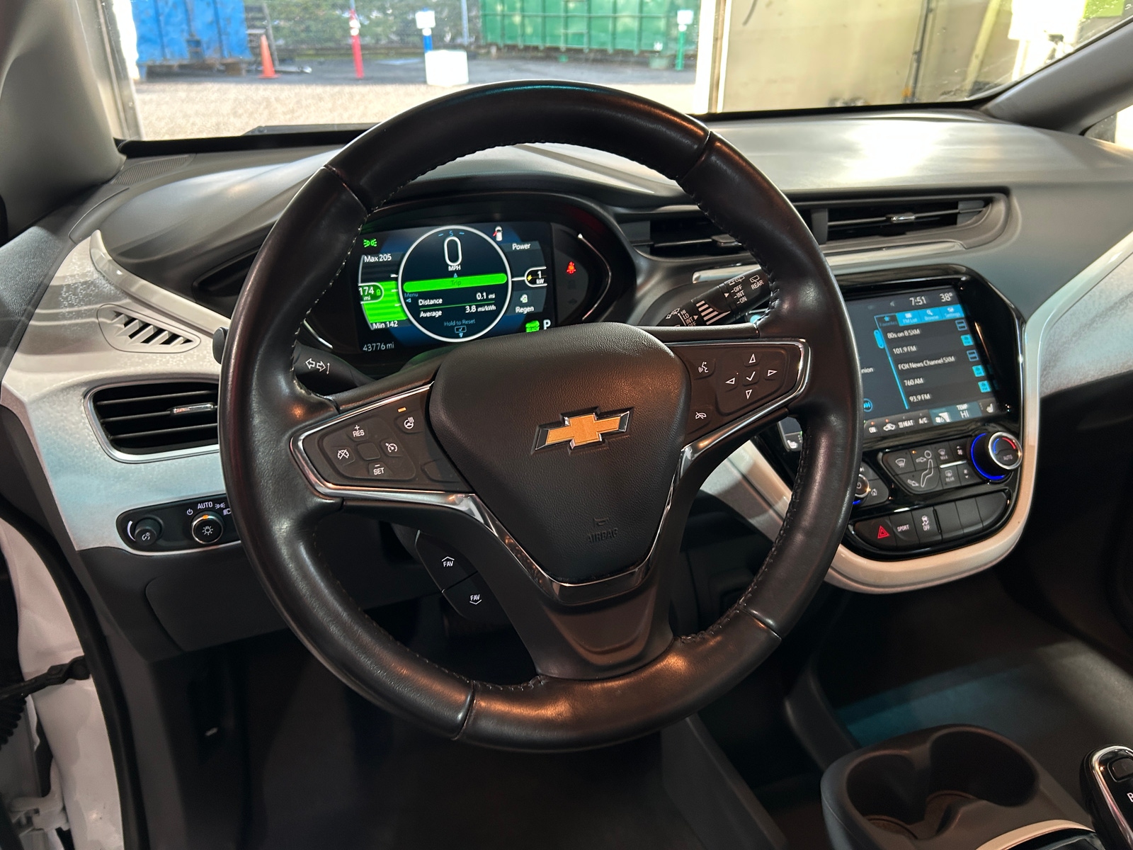 Thumbnail: 2021 Chevrolet Bolt EV - 5