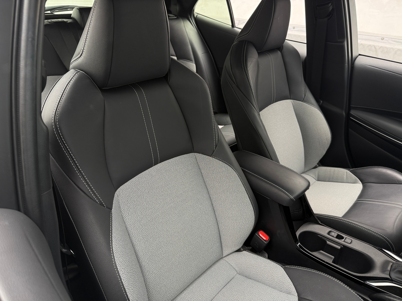 Thumbnail: 2023 Toyota Corolla - 2